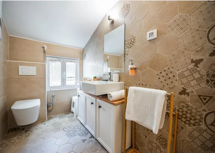 Old Charm Apartment