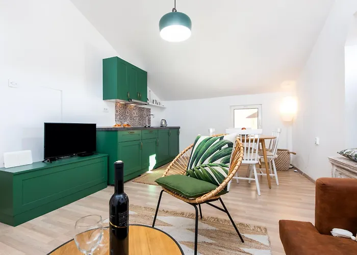 Apartment Old Charm